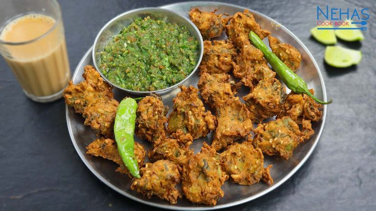 Lili dungdi na bhajiya with green chutney| how to make spring onion pakoda | hare pyaz ke pakode