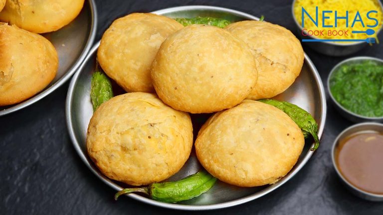 Moong dal kachori | how to make moong dal kachori | khasta kachori recipe